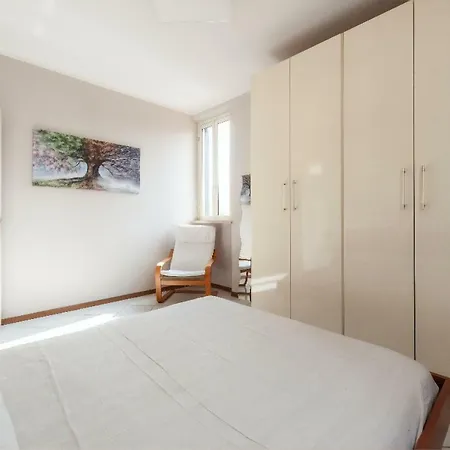 Holiday home La Casina Gialla Independent House - Near The Walls *
